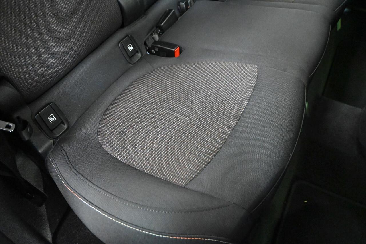 MINI Mini Countrym.(F60) Mini 2.0 Cooper D Clas...