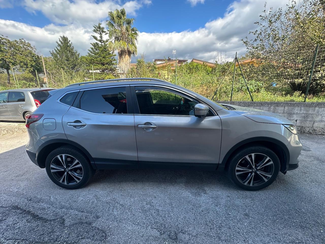 Nissan Qashqai 1.5 dCi N-Connecta