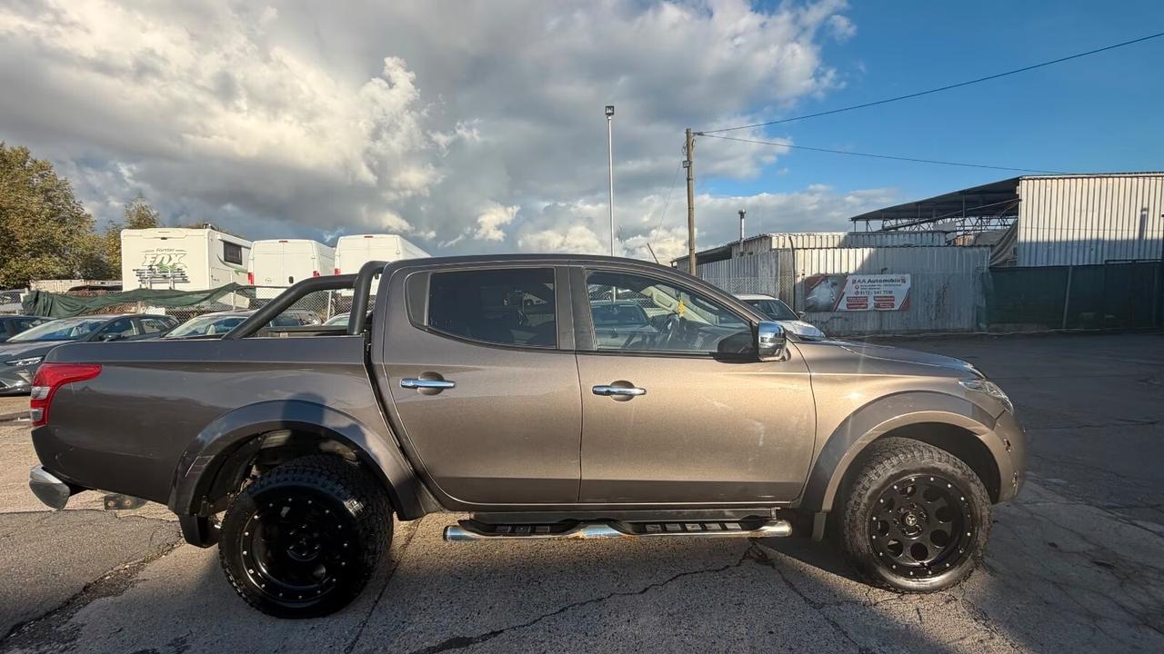 Mitsubishi L200 Plus, cabina doppia 4WD