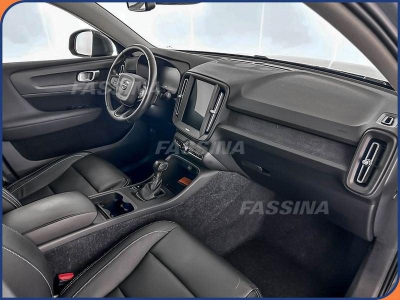 Volvo XC40 XC40 T2 Momentum Core