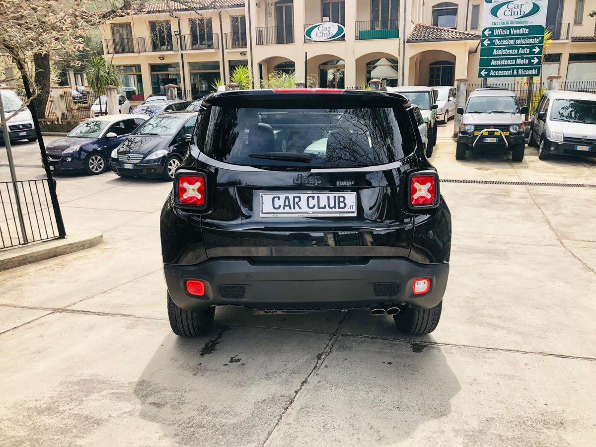 Jeep Renegade 1.6 M.Jet 120cv Dawn of Justice Total Black