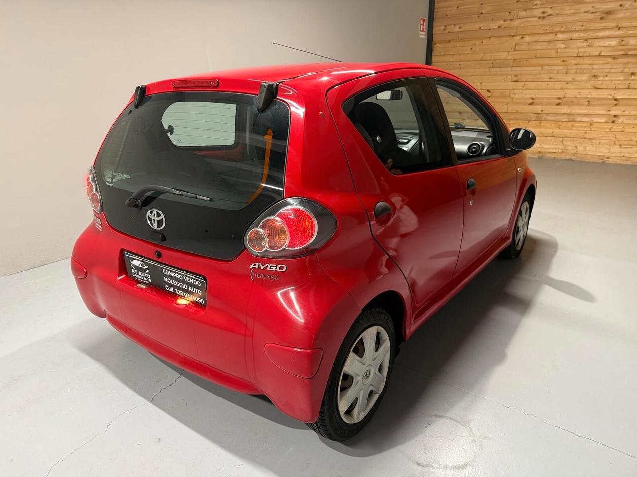 Toyota Aygo 1.0 12V VVT-i 5 porte Sol Connect