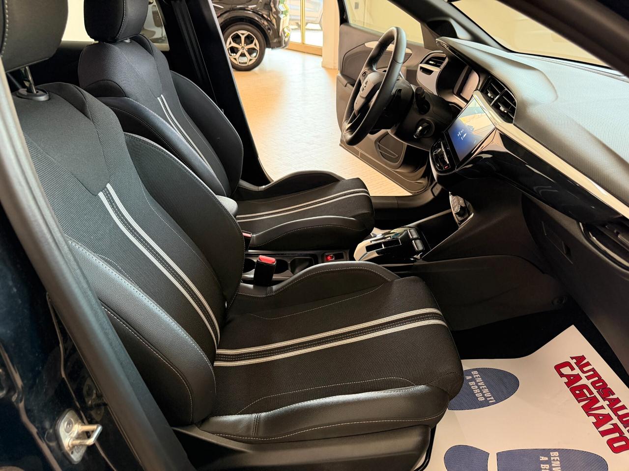 Opel Corsa Hybrid 110 CV aut. GS 2025 BLACK