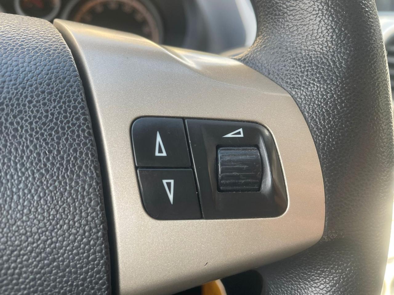 Opel Corsa 1.2 5 porte Cosmo