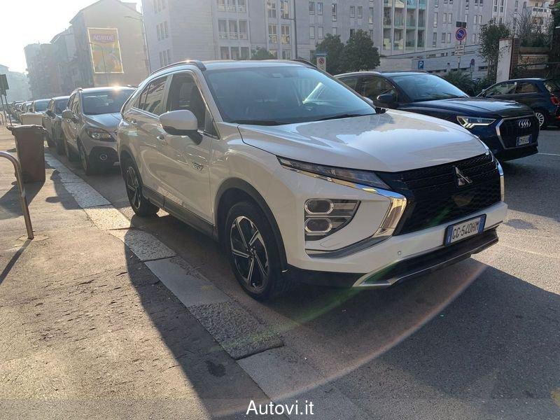 Mitsubishi Eclipse Cross 2.4 MIVEC 4WD PHEV Intense