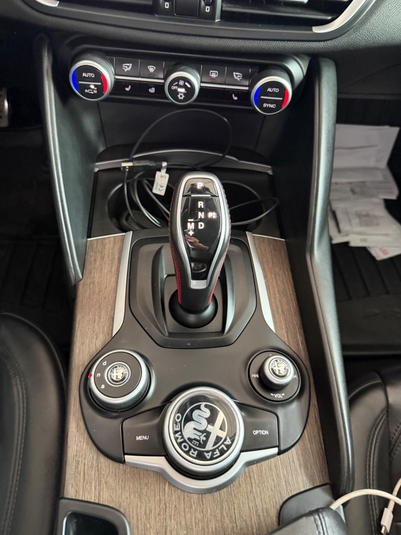 Alfa Romeo Giulia 2.2 Turbodiesel 210 CV AT8 AWD Q4 Veloce