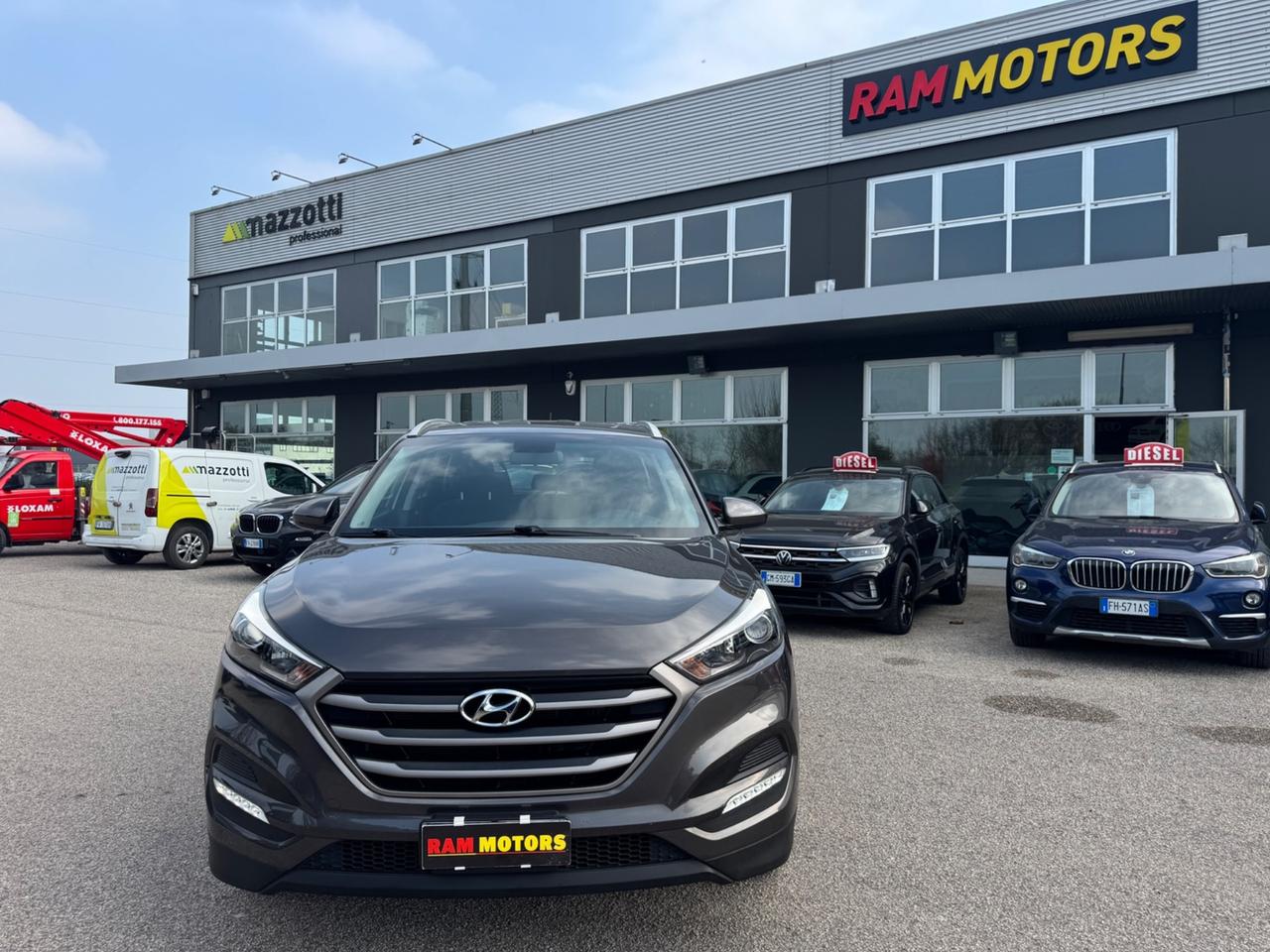 Hyundai Tucson 1.7 CRDi XPossible NEOPATENTATI