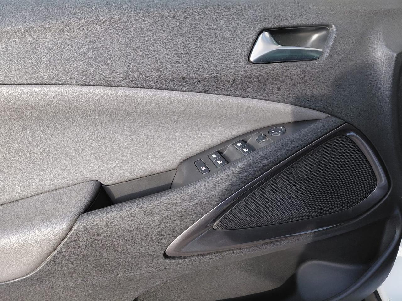 Opel Crossland X Ultimate 1.6 #9765