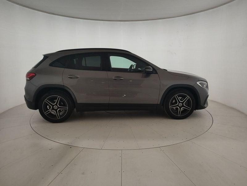Mercedes-Benz GLA 200 d Premium auto