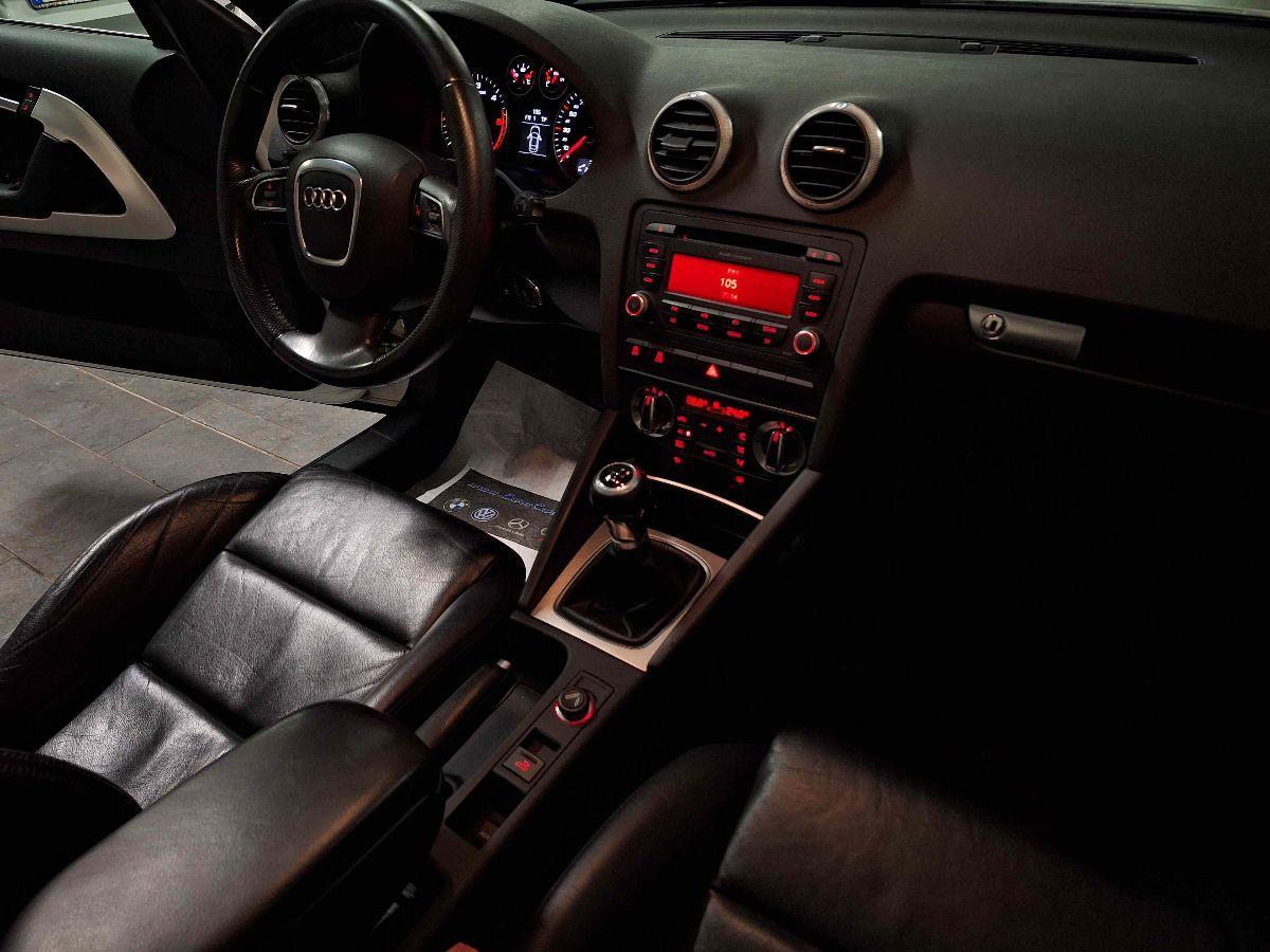 AUDI A3 Cabrio 1.6 TDI Ambition - XENO - PELLE NERA - UNICO-PROPR -