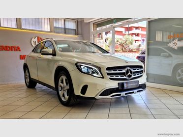 MERCEDES-BENZ GLA 180 Executive AUTOMATICA