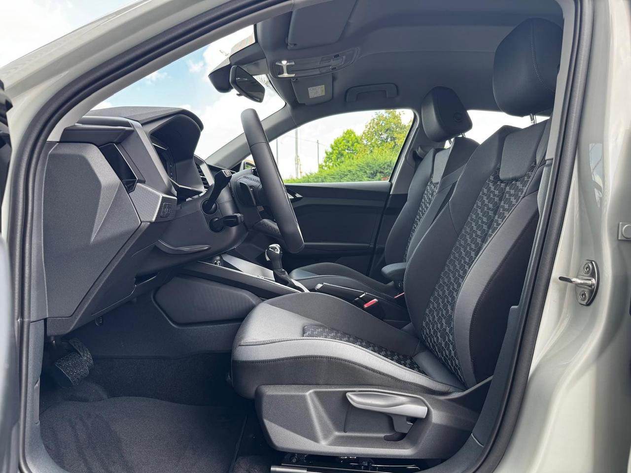 AUDI A1 SPORTBACK 30 TFSI S-TRONIC S LINE EDITION