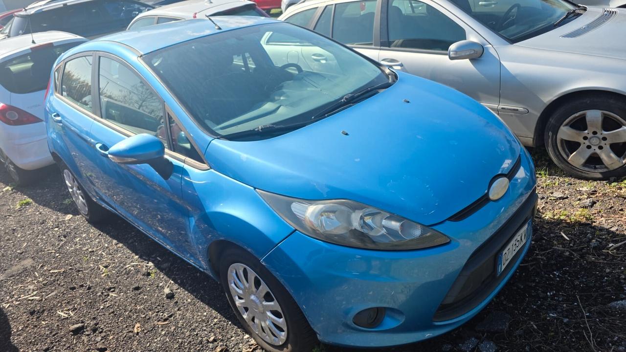 Ford Fiesta 1.4 TDCi 5p. Neopatentati