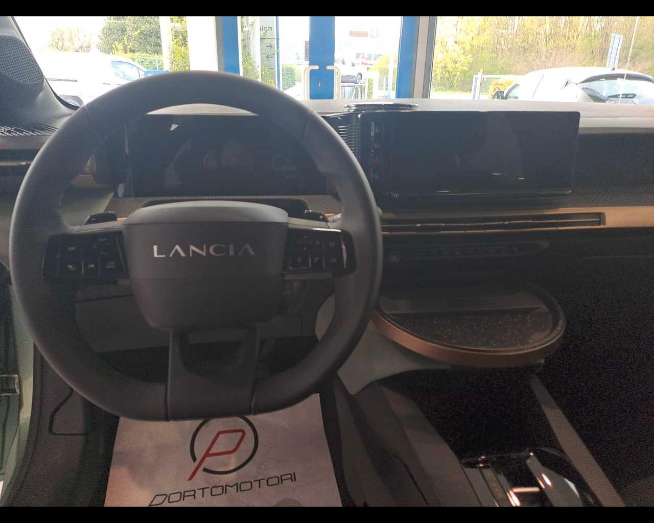 LANCIA Nuova Ypsilon Ibrida My24 Nuova Ypsilon 1.2 100cv Ibrida
