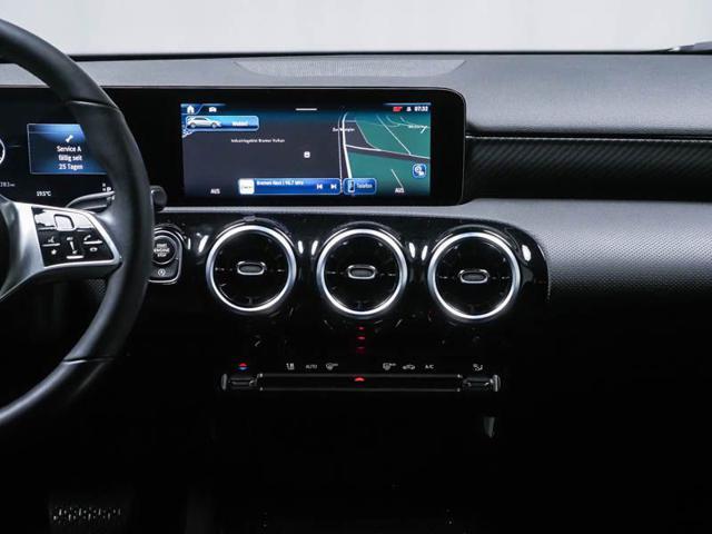 MERCEDES-BENZ A 180 Automatic Progressive Advanced
