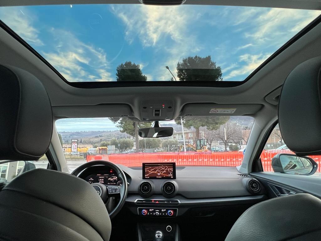 Audi Q2 30 TDI S tronic Business Design