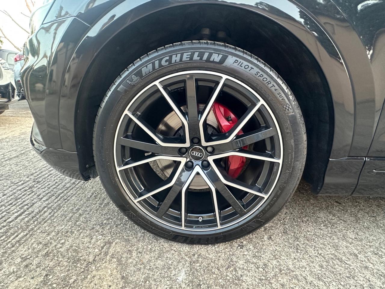 Audi Q8 50 TDI 286 CV quattro tiptronic Sport