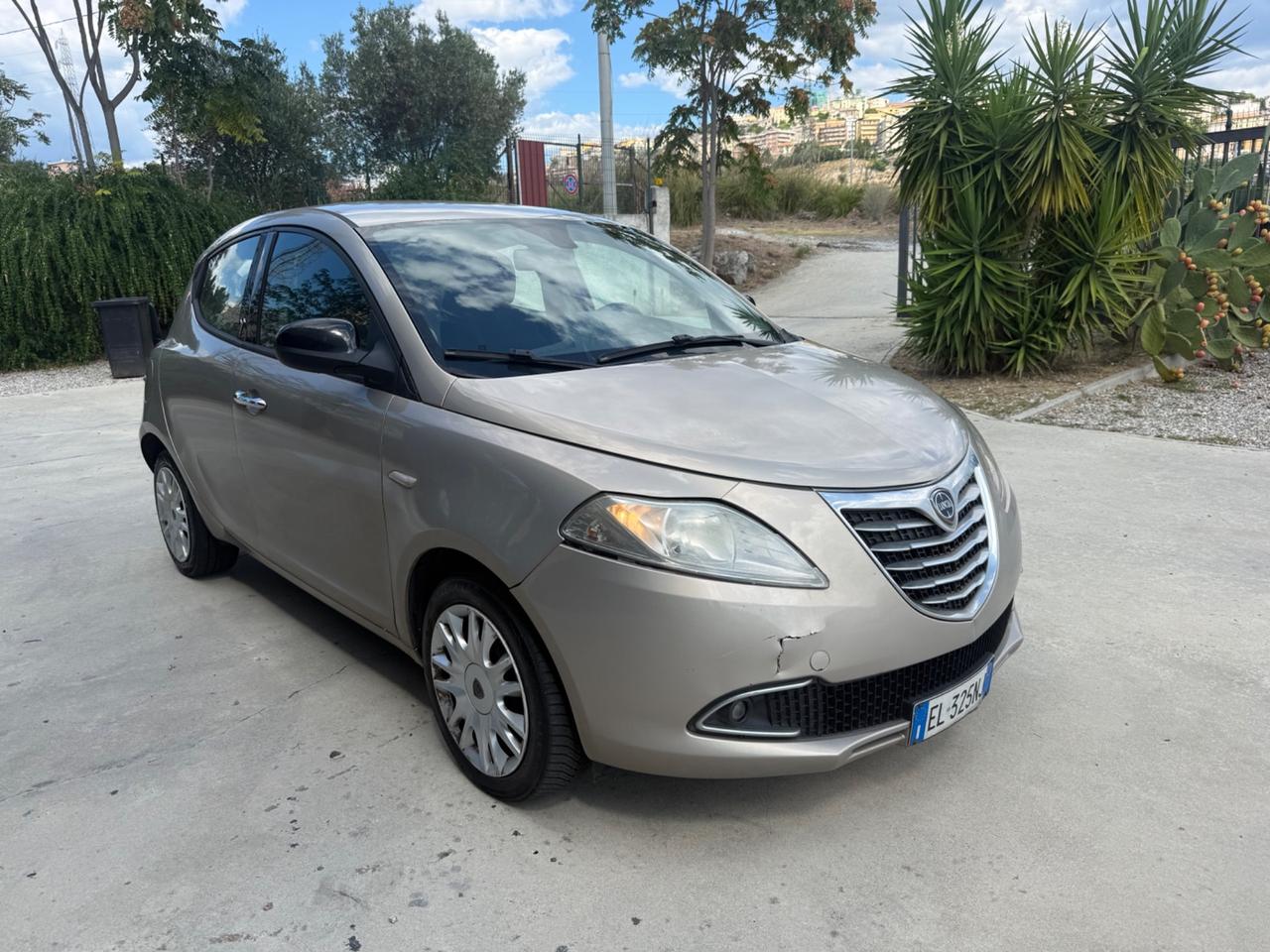 Lancia Ypsilon 1.3 MJT 16V 95 CV 5 porte S&S Gold