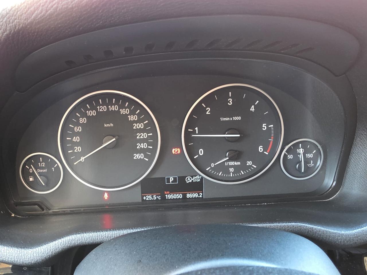 BMW X3 SDRIVE18D 2.0 - 150CV - GANCIO TRAINO