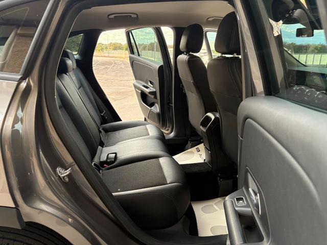 MERCEDES-BENZ GLA 180 d Automatic Business Extra