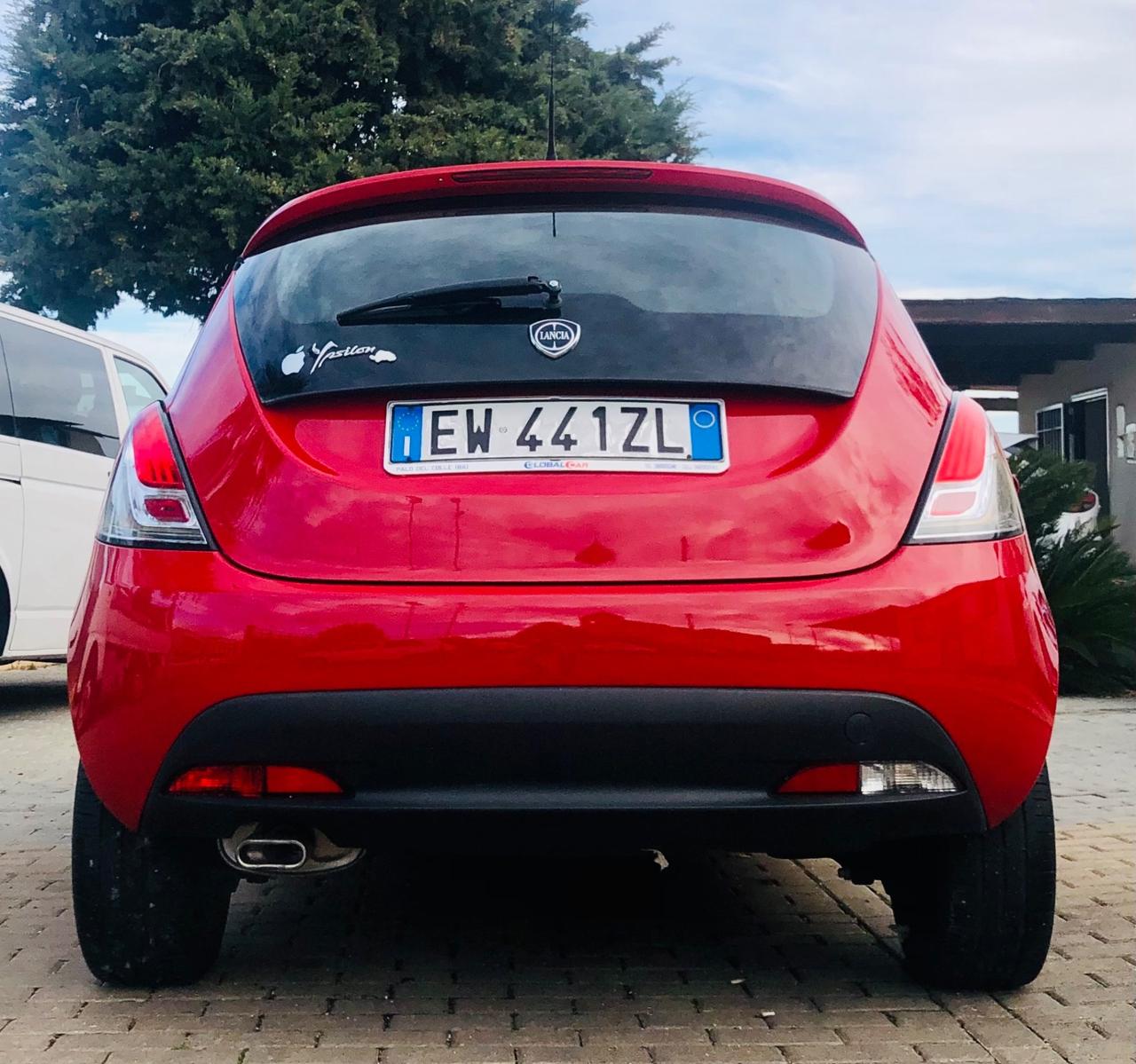 Lancia Ypsilon 1.2 69 CV 5 porte GPL Ecochic Elefantino