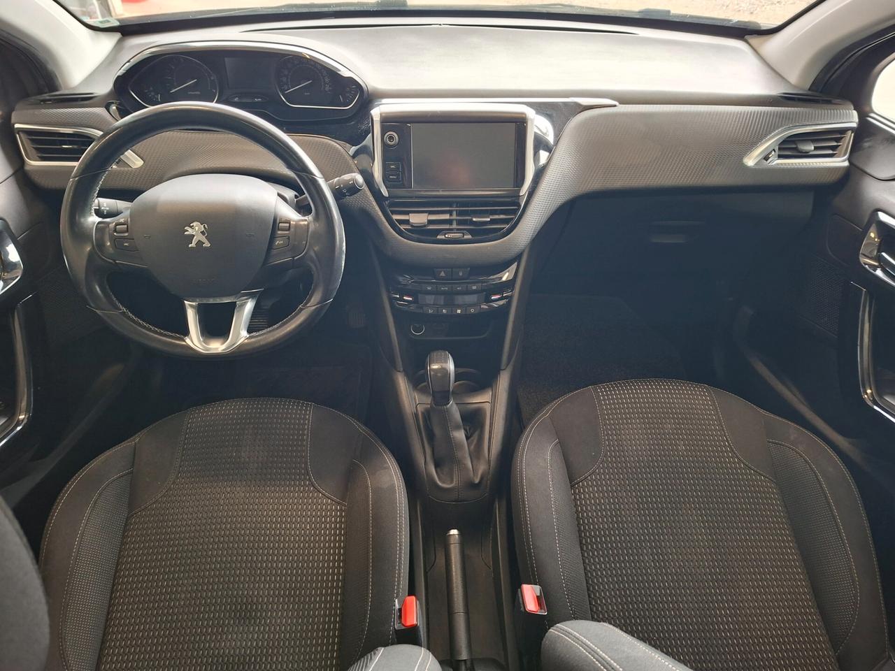 Peugeot 208 PureTech 82 5 porte Allure
