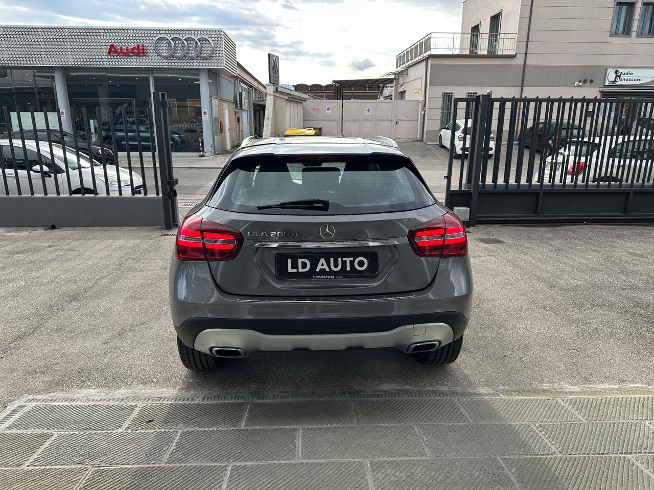 Mercedes-benz GLA 200 d Premium