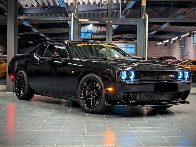 DODGE Challenger SRT 6,4 Scat Pack 392 HEMI