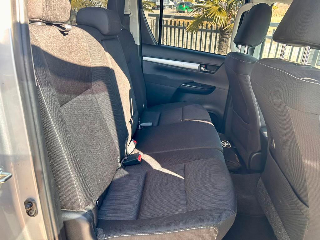 Toyota Hilux Double Cab Hilux 2.8 d double cab Lounge 4wd