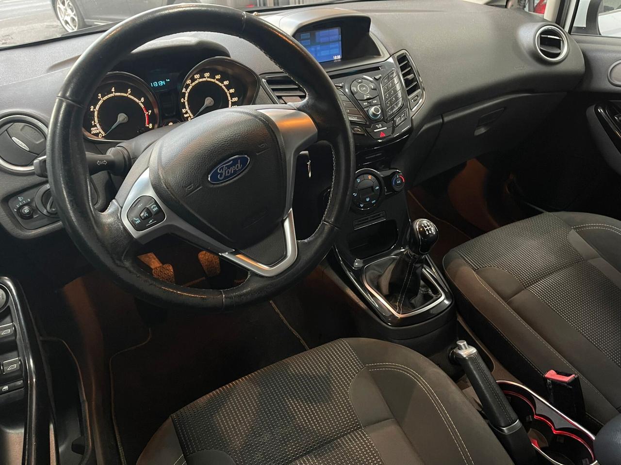 Ford Fiesta 1.0 80CV 5 porte Black & White Edition