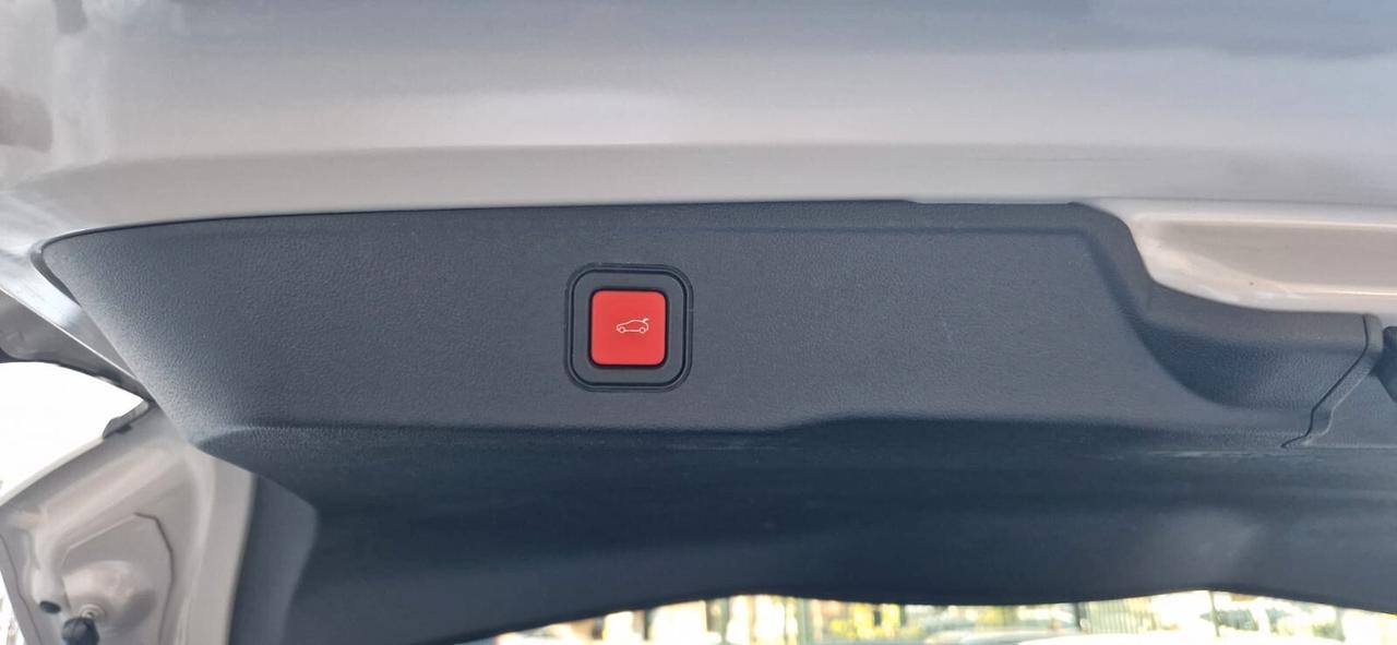 Jeep Avenger 1.2 Turbo 100 CV Summit