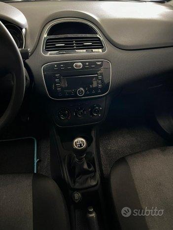 Fiat Punto Evo benzina ok neopatentati
