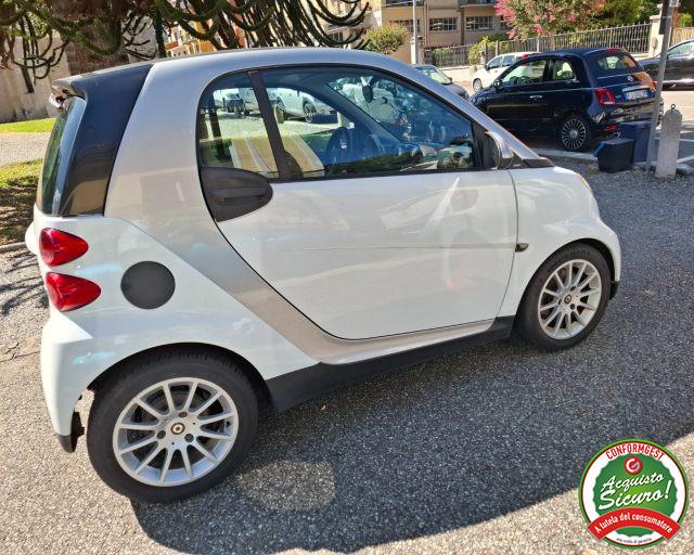 SMART ForTwo 1000 52 kW MHD coupé passion