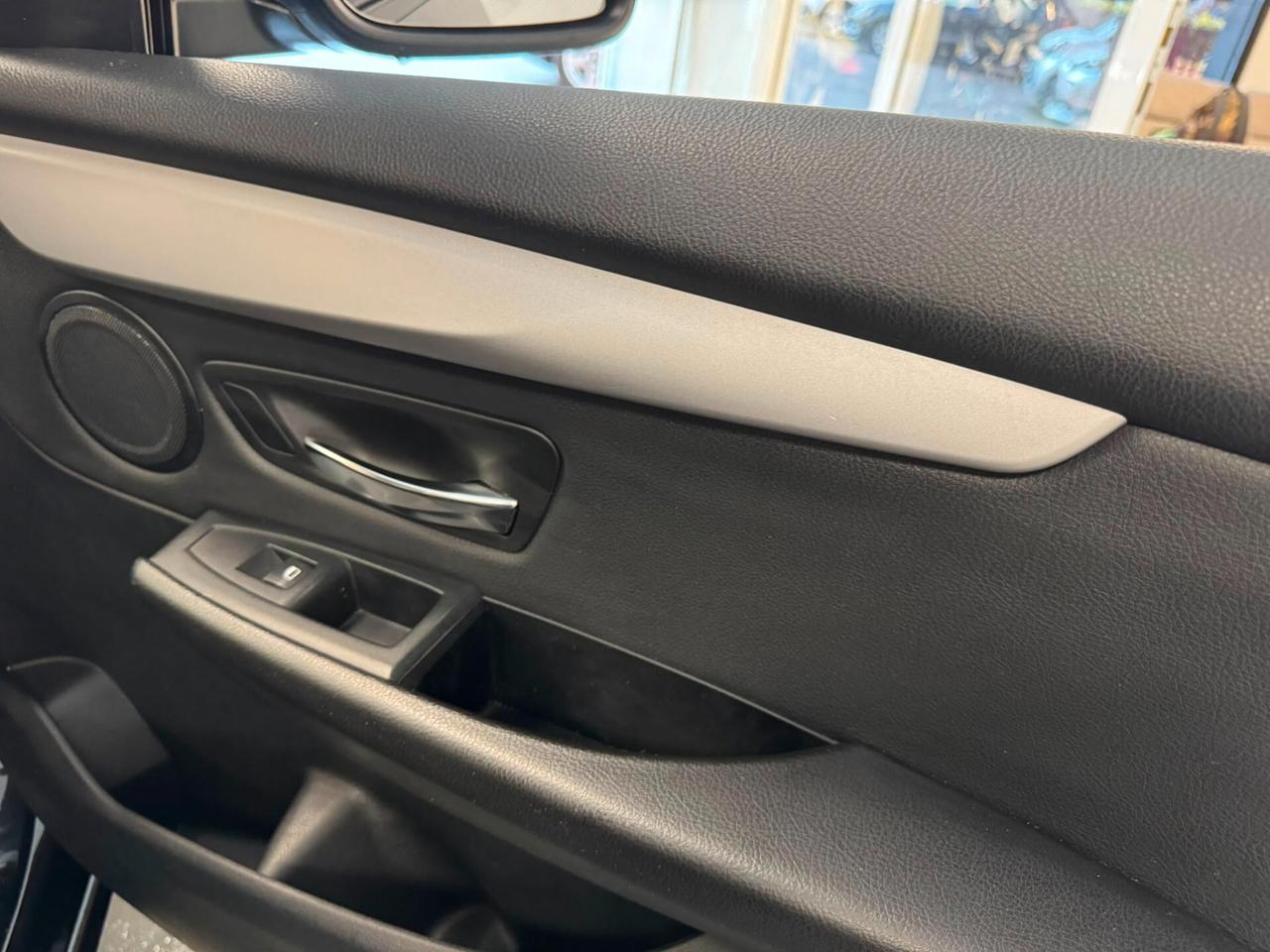 Bmw 2er Active Tourer 218d Luxury