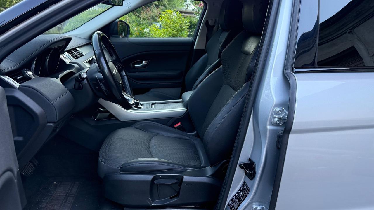 Land Rover Range Evoque 2.0 TD4 150 CV 5p. SE
