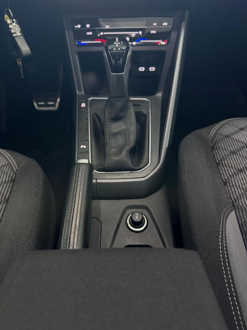 VOLKSWAGEN Taigo 1.0 TSI 110 CV DSG R-Line