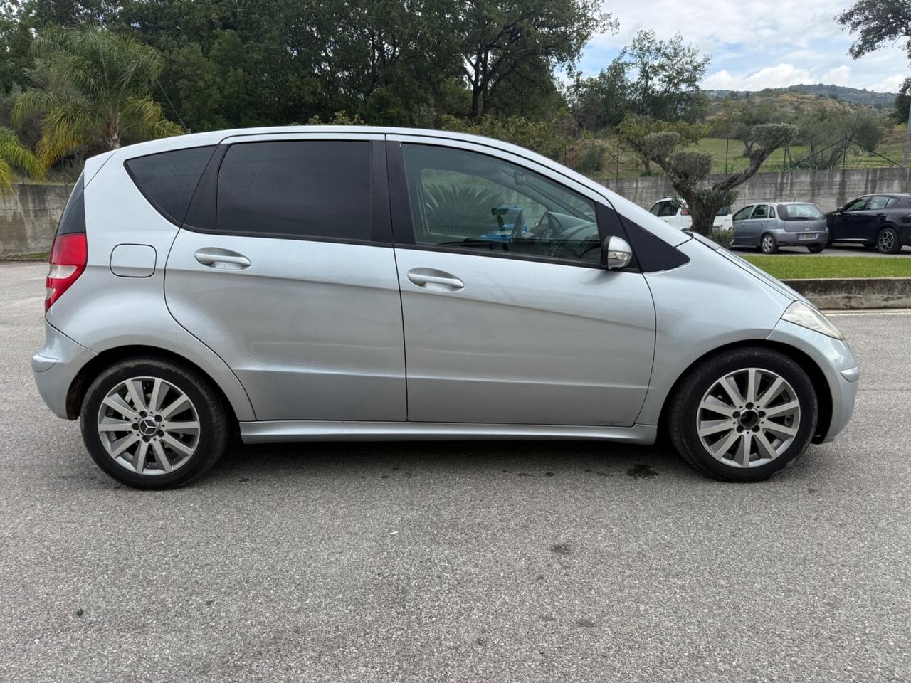 Mercedes-benz A 180 automatica