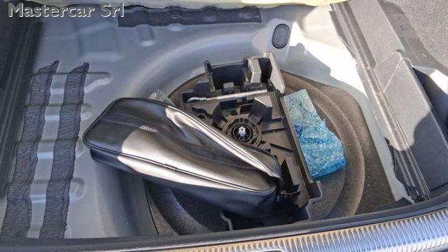 DS AUTOMOBILES DS 7 Crossback 1.5 bluehdi Bastille 130cv auto TG: GP961FJ