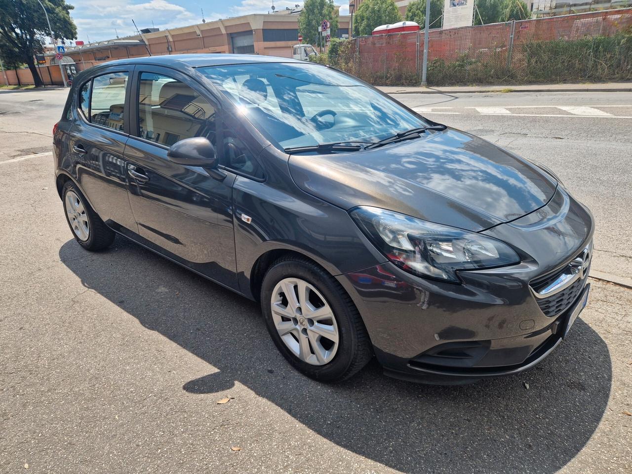 Opel Corsa 1.4 90CV GPL Tech 5 porte Cosmo