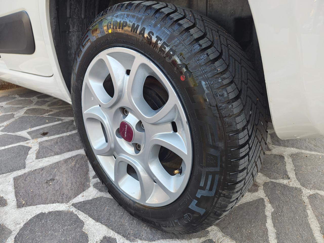 Fiat Panda 0.9 TwinAir Turbo Natural Power Lounge