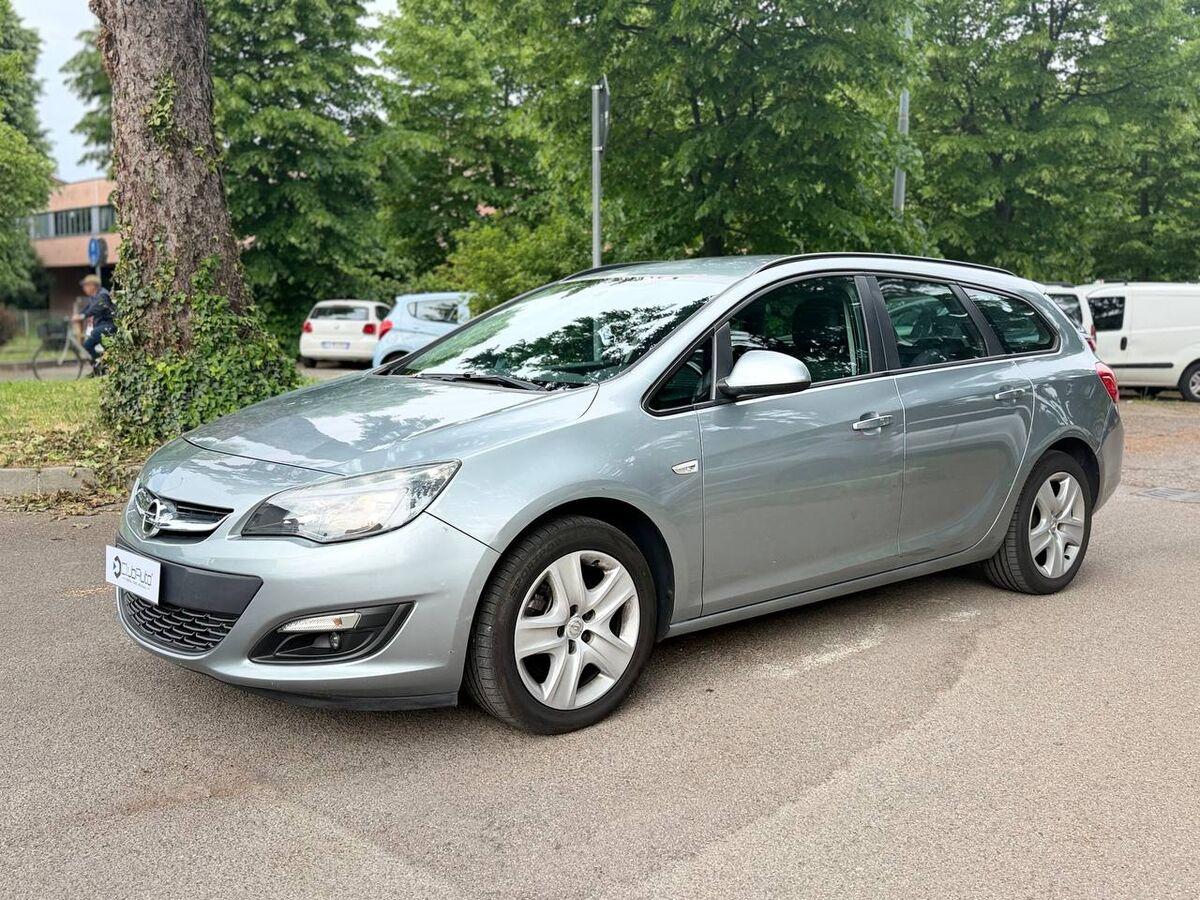 Opel Astra 1.7 cdti Cosmo 110cv