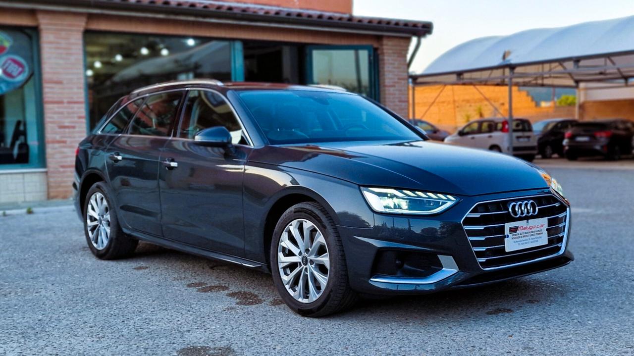 Audi A4 Avant 35 TDI/163 CV S tronic Business Advanced