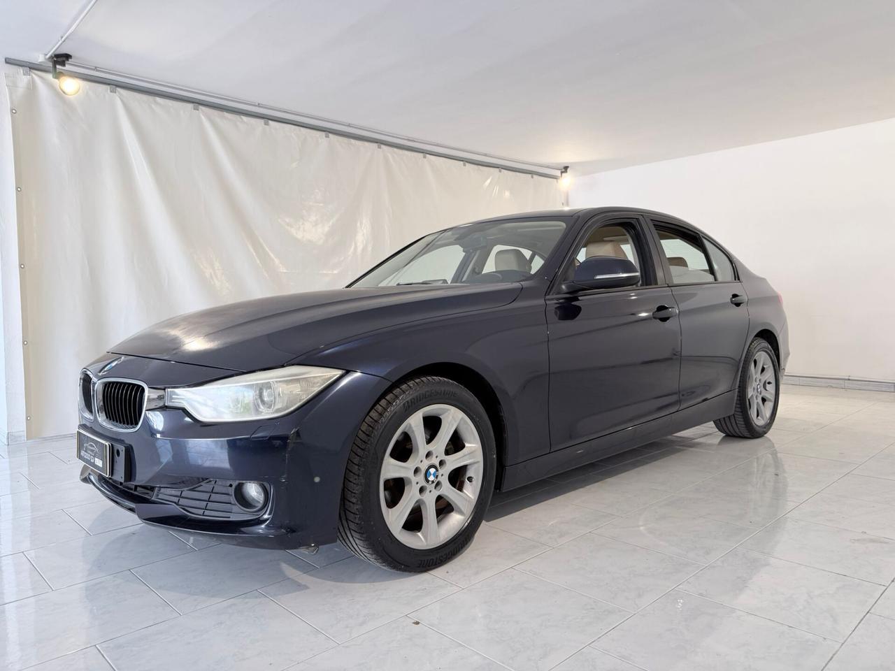 Bmw 320d Luxury 2.0D 185 CV PELLE+XENO