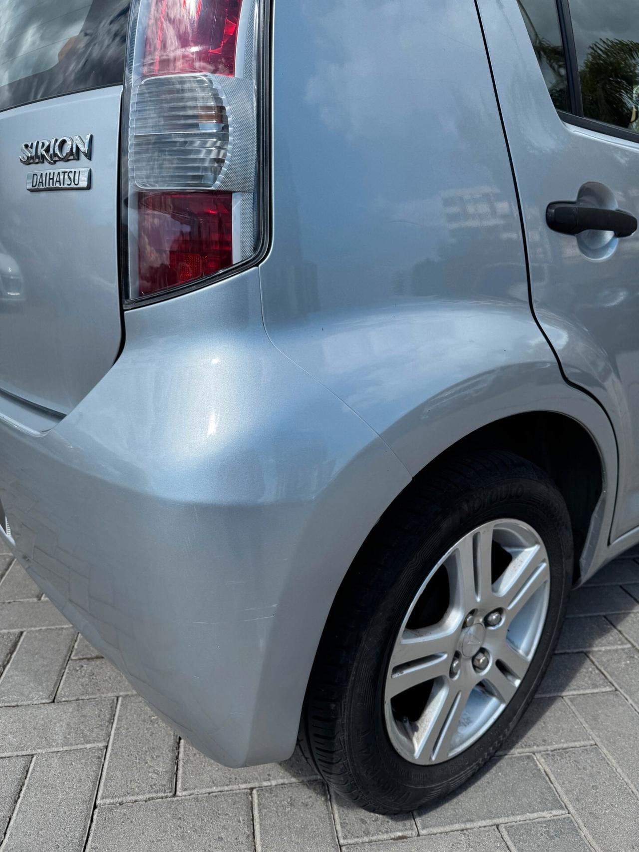 Daihatsu Sirion 1.0 69cv