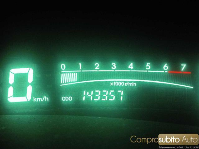 TOYOTA Yaris 1.0 5 porte Sol