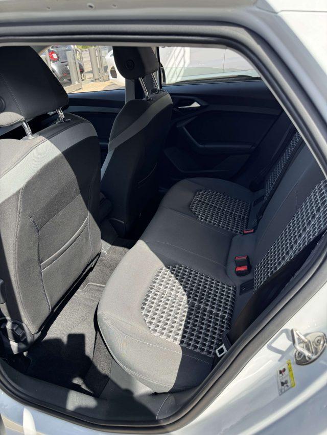 AUDI A1 Sportback 25 1.0 tfsi Advanced