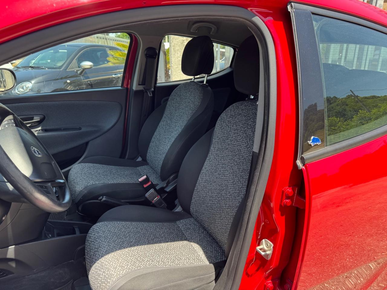 Lancia Ypsilon 1.2 69 CV 5 porte GPL Ecochic Elefantino Blu