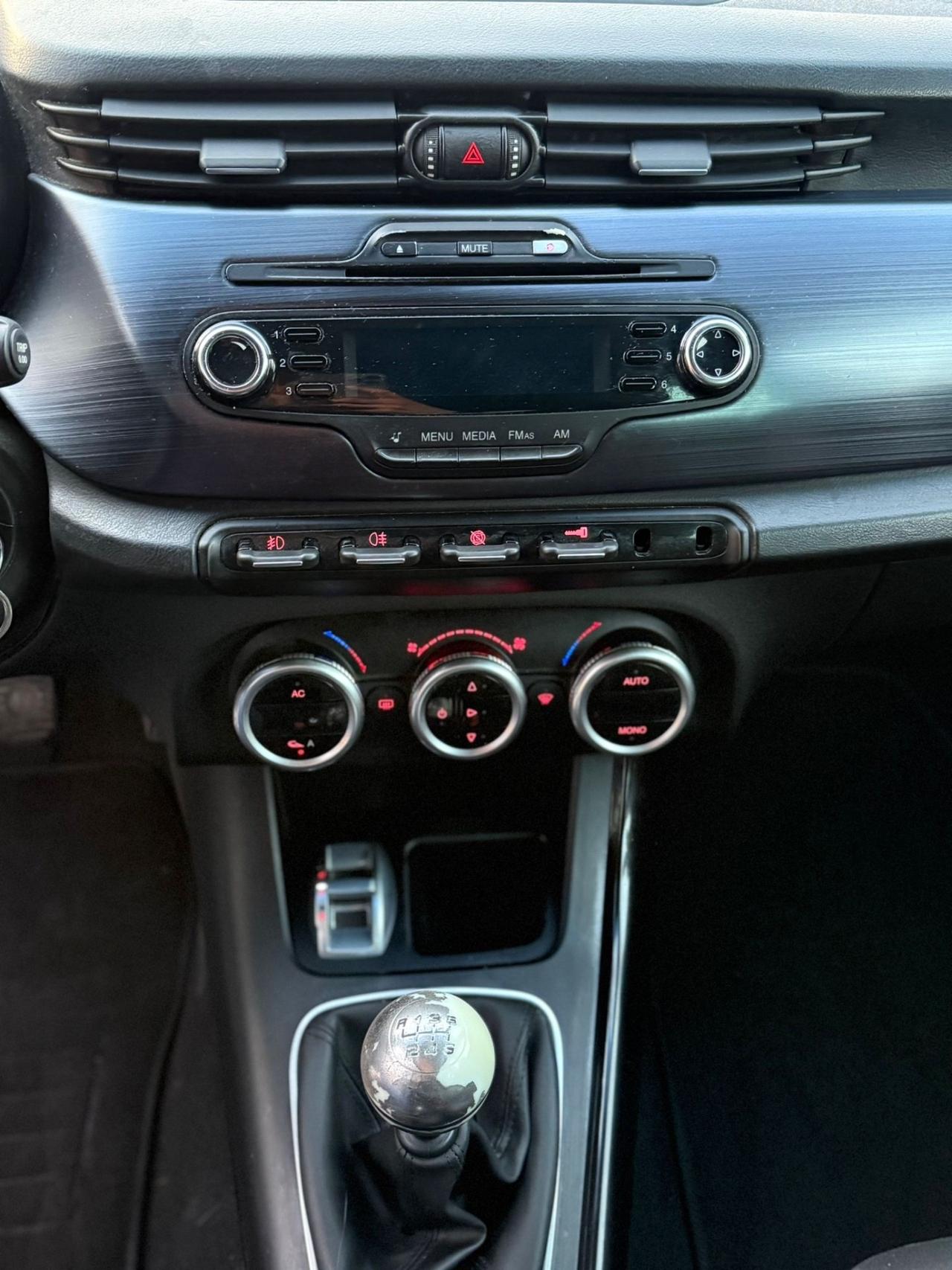 Alfa Romeo Giulietta 1.6 JTDm-2 105 CV Exclusive