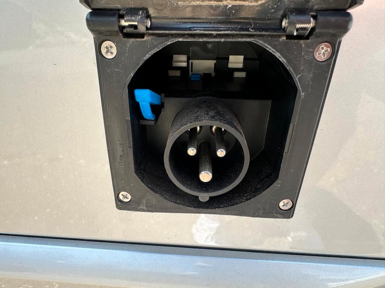 Ford P10 PLUS