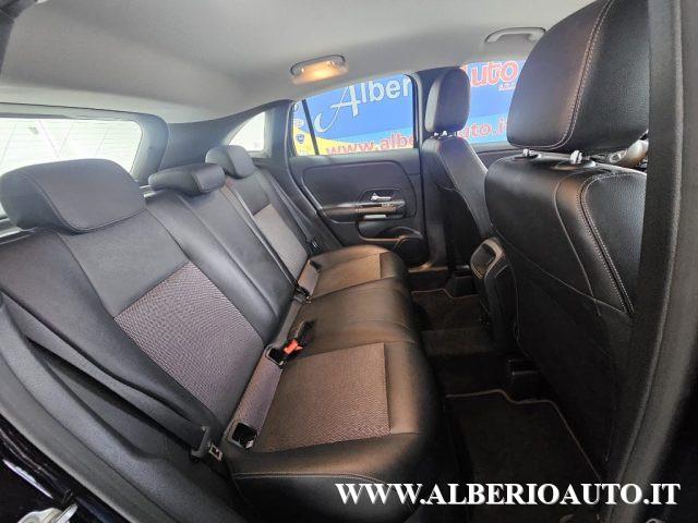 MERCEDES-BENZ GLA 200 d Automatic Business